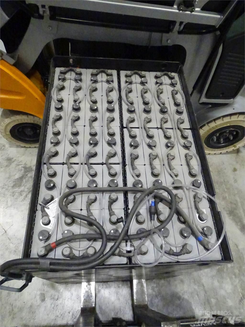 Still RX60-25 Elektriniai šakiniai krautuvai