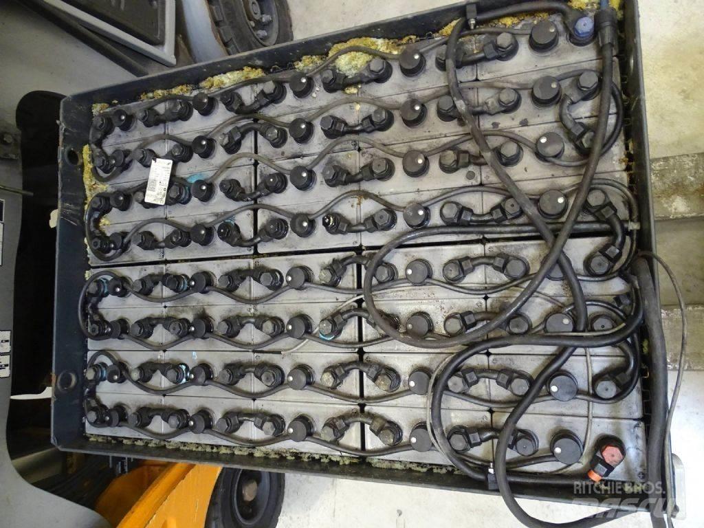 Still RX60-25/600 Elektriniai šakiniai krautuvai