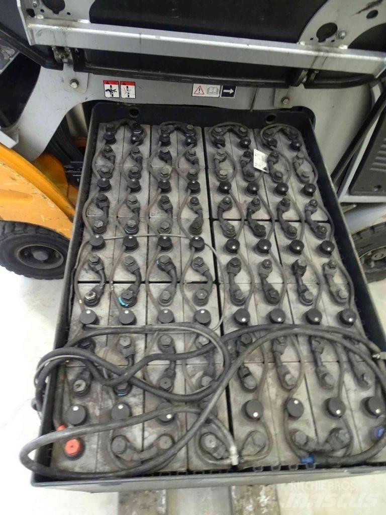 Still RX60-25/600 Elektriniai šakiniai krautuvai