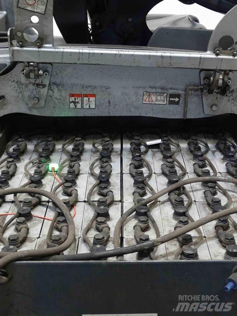 Still RX60-25L Elektriniai šakiniai krautuvai