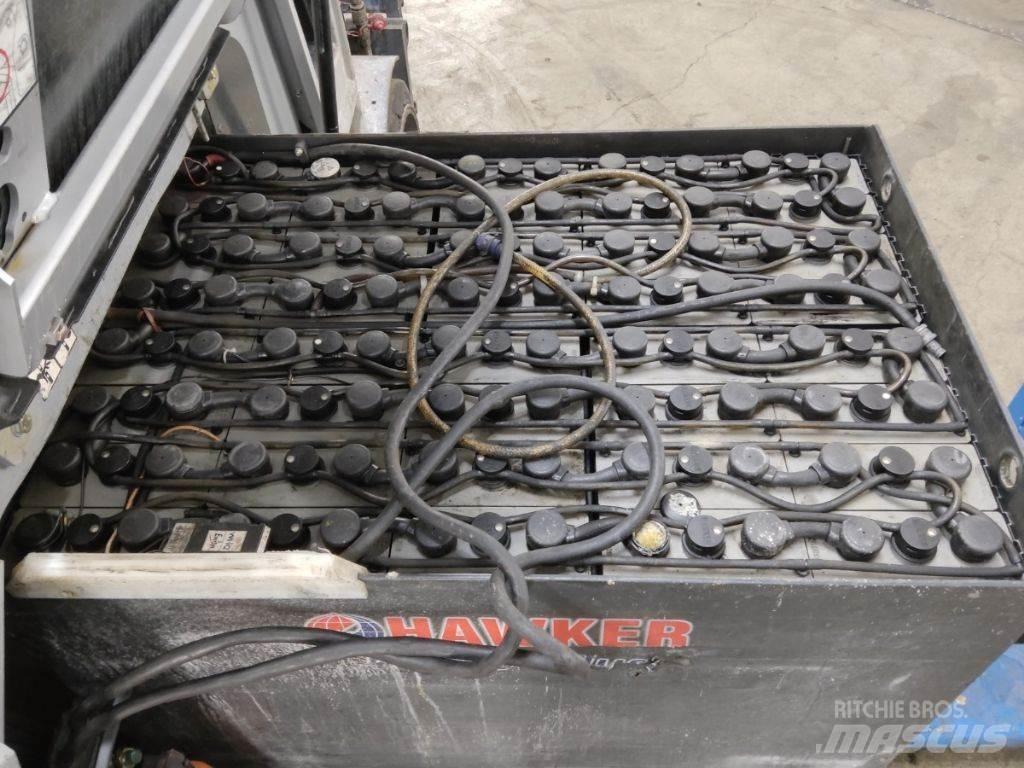 Still RX60-25L Elektriniai šakiniai krautuvai