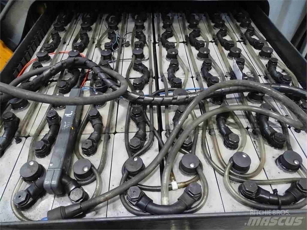 Still RX60-25L Elektriniai šakiniai krautuvai