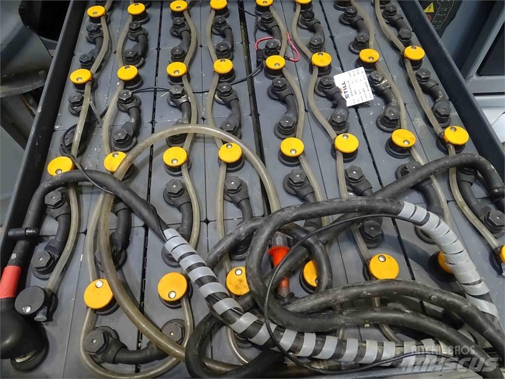 Still RX60-30 Elektriniai šakiniai krautuvai