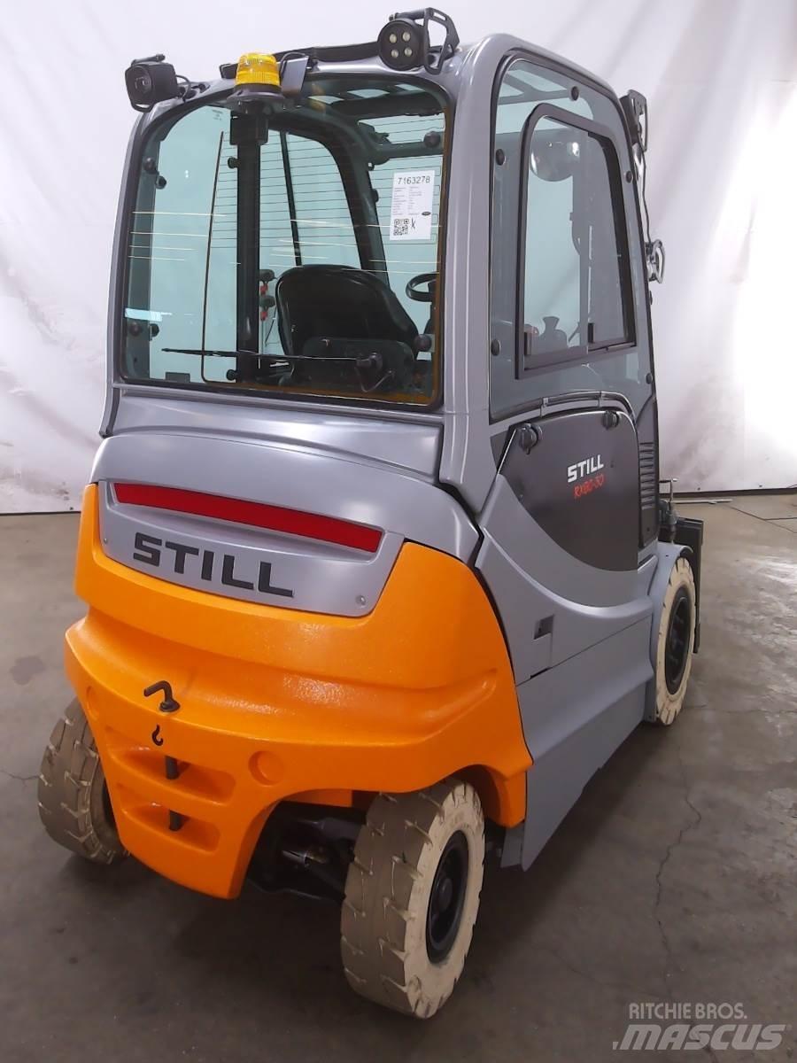 Still RX60-30 Elektriniai šakiniai krautuvai