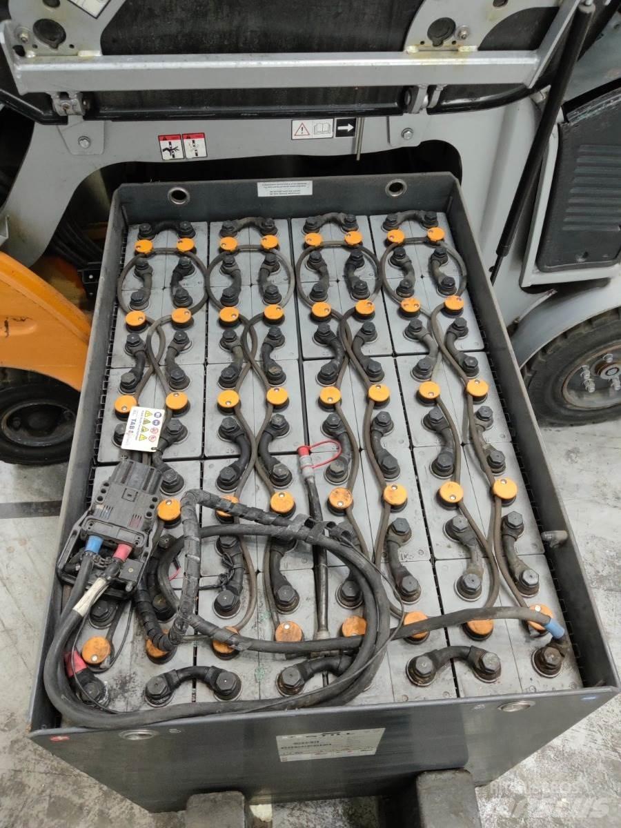Still RX60-30 Elektriniai šakiniai krautuvai