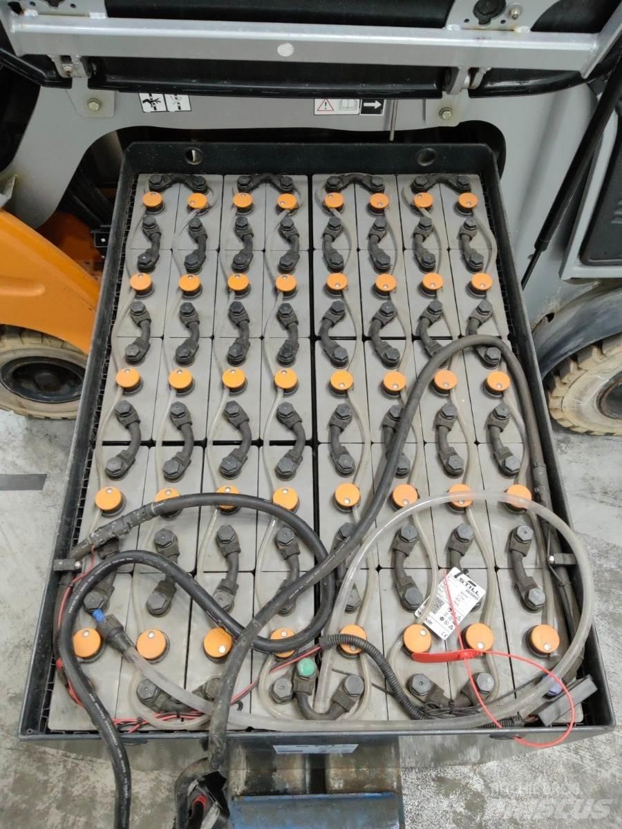 Still RX60-30 Elektriniai šakiniai krautuvai