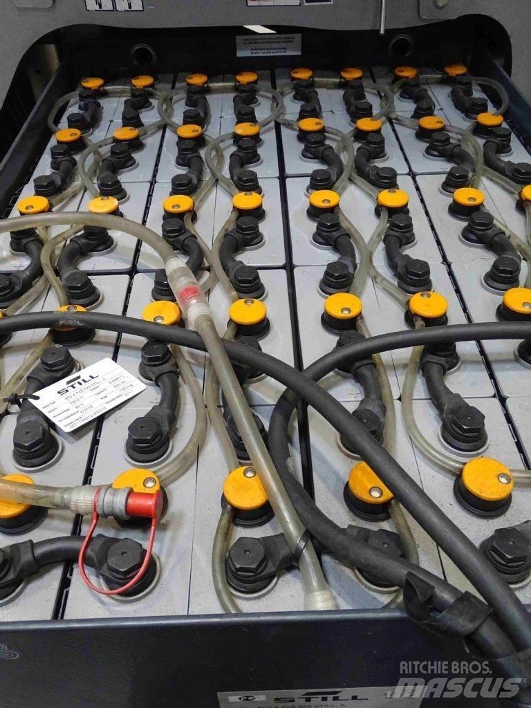 Still RX60-30 Elektriniai šakiniai krautuvai
