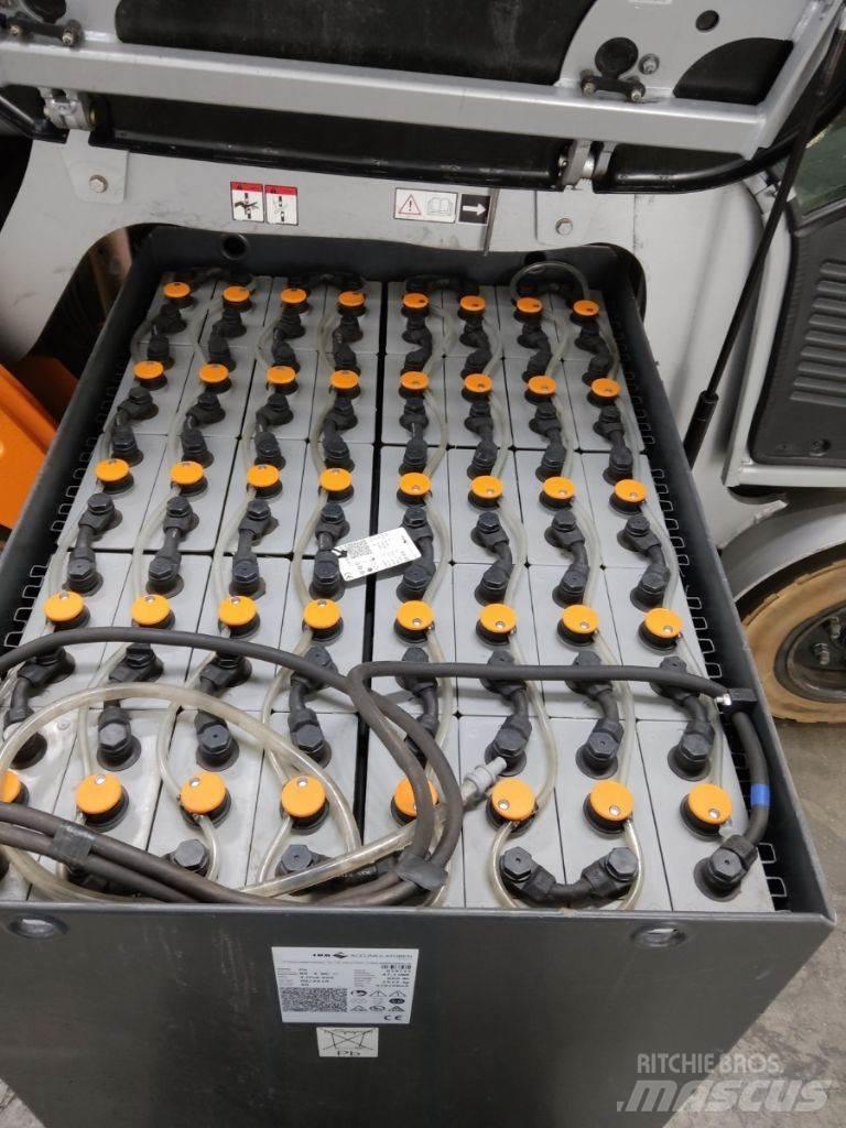 Still RX60-30 Elektriniai šakiniai krautuvai