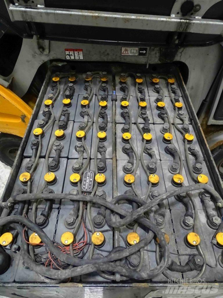 Still RX60-30 Elektriniai šakiniai krautuvai