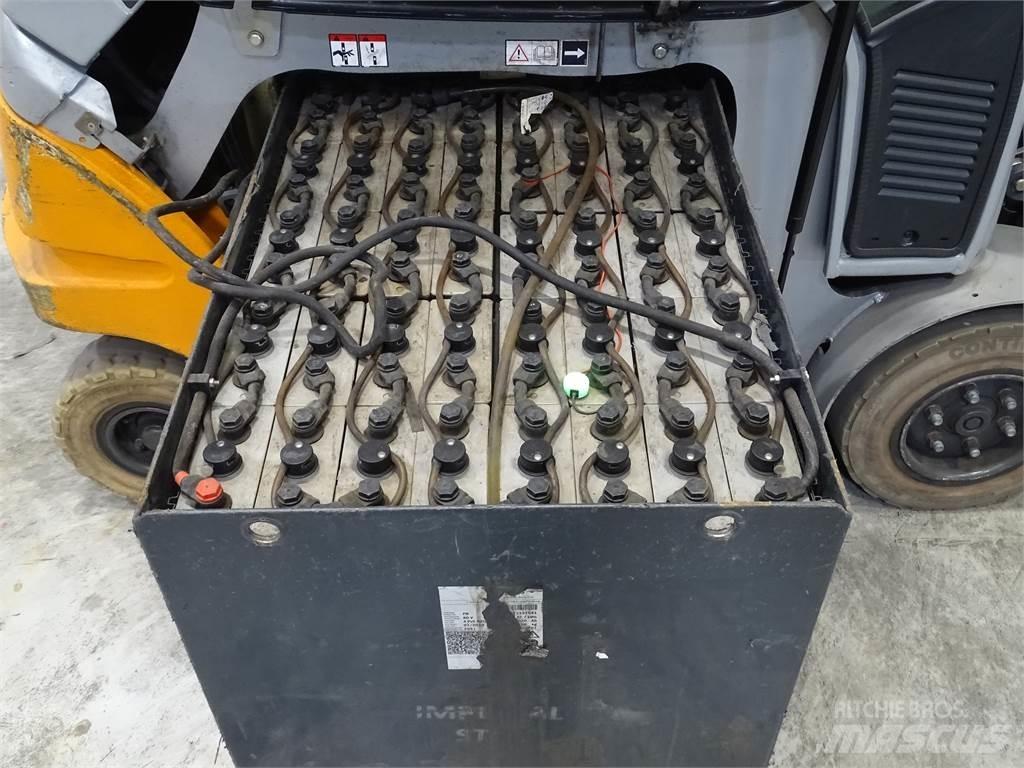Still RX60-30 Elektriniai šakiniai krautuvai