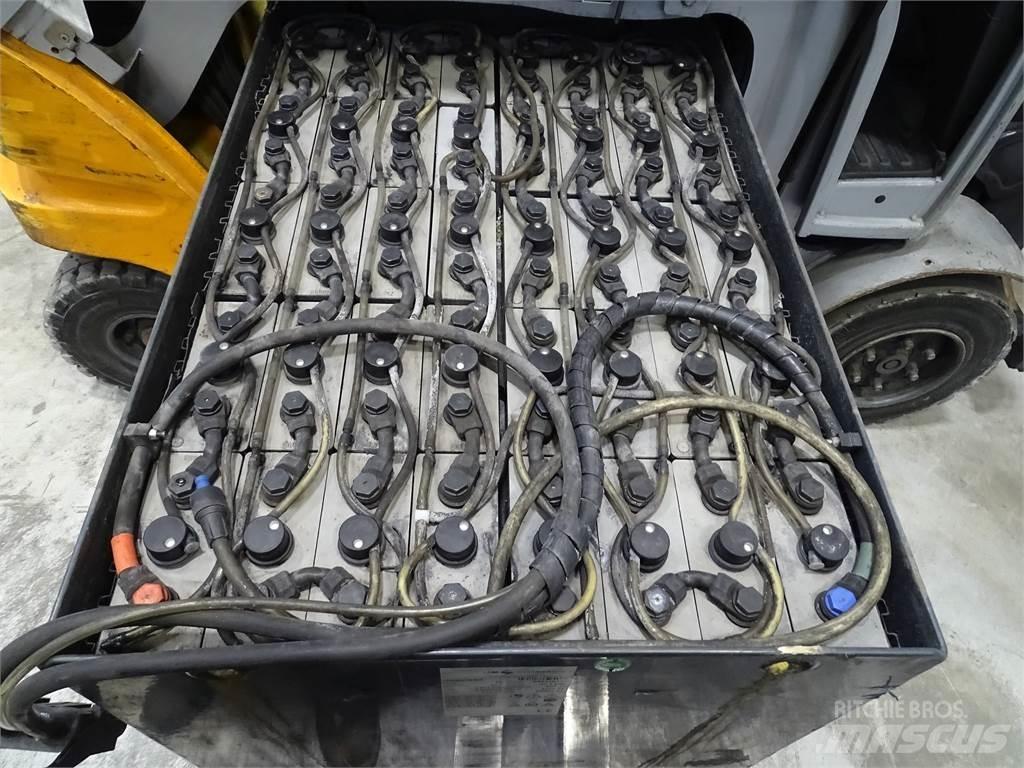 Still RX60-30 Elektriniai šakiniai krautuvai