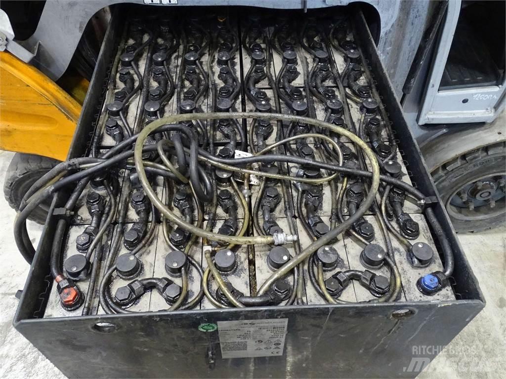Still RX60-30 Elektriniai šakiniai krautuvai