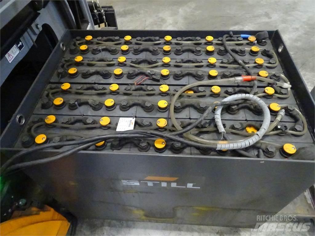 Still RX60-30 Elektriniai šakiniai krautuvai