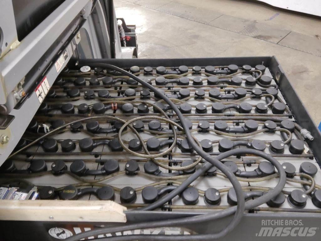 Still RX60-30L Elektriniai šakiniai krautuvai