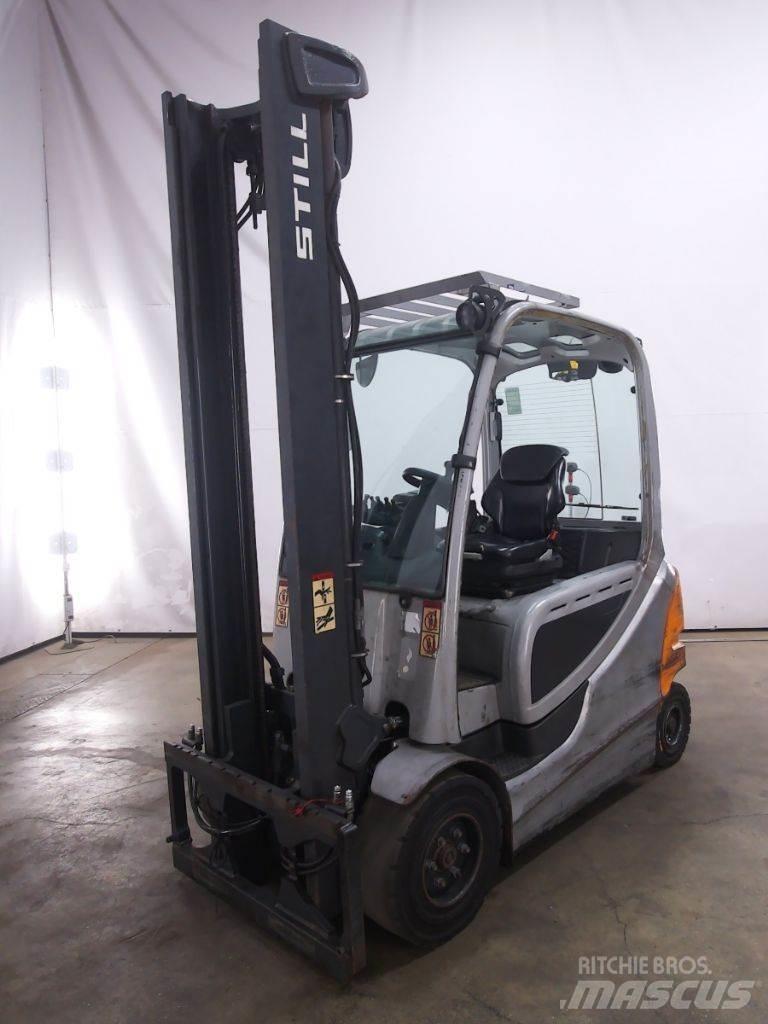 Still RX60-30L Elektriniai šakiniai krautuvai