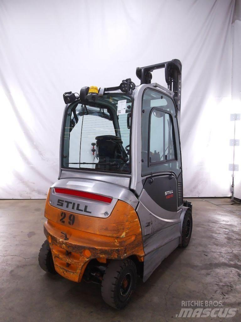 Still RX60-30L Elektriniai šakiniai krautuvai