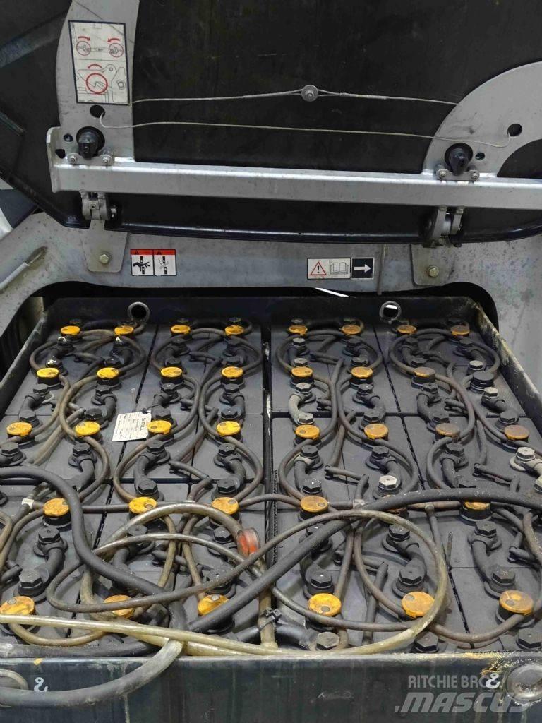 Still RX60-30L Elektriniai šakiniai krautuvai