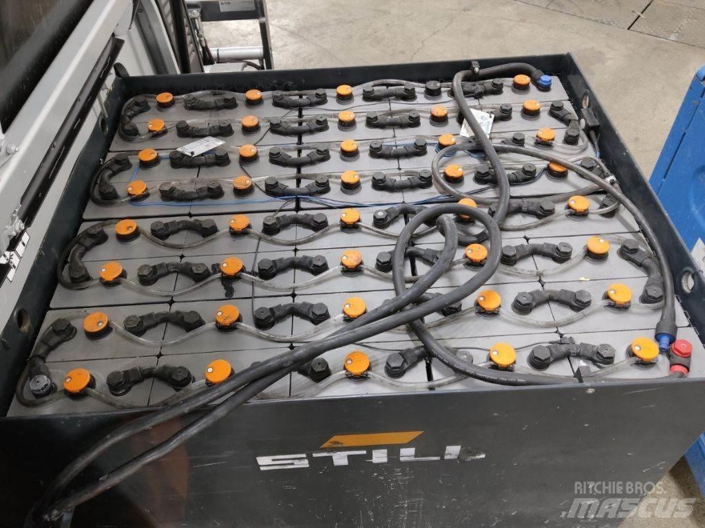 Still RX60-30L Elektriniai šakiniai krautuvai