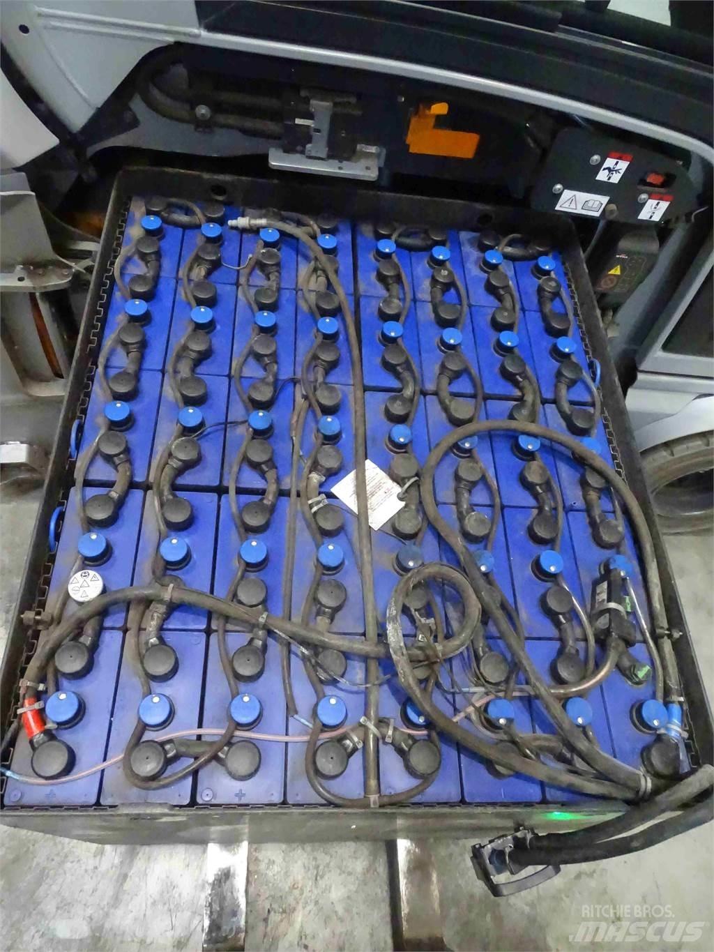 Still RX60-30L Elektriniai šakiniai krautuvai