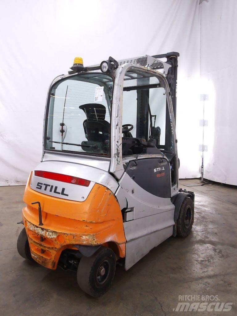 Still RX60-35 Elektriniai šakiniai krautuvai