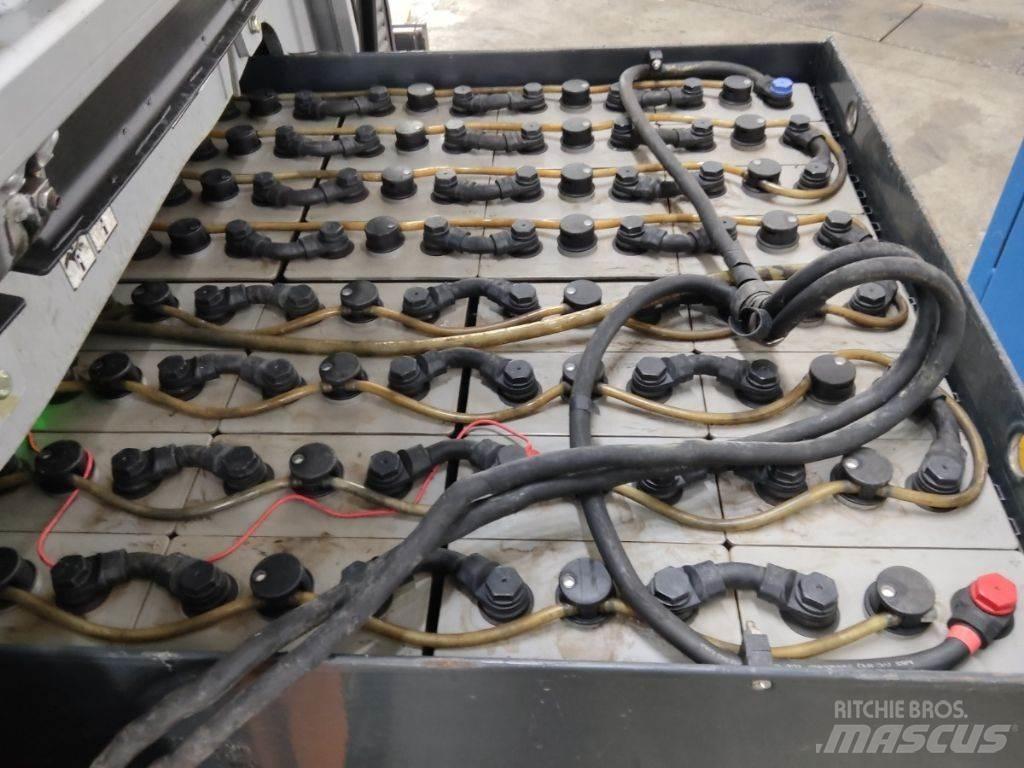 Still RX60-35 Elektriniai šakiniai krautuvai