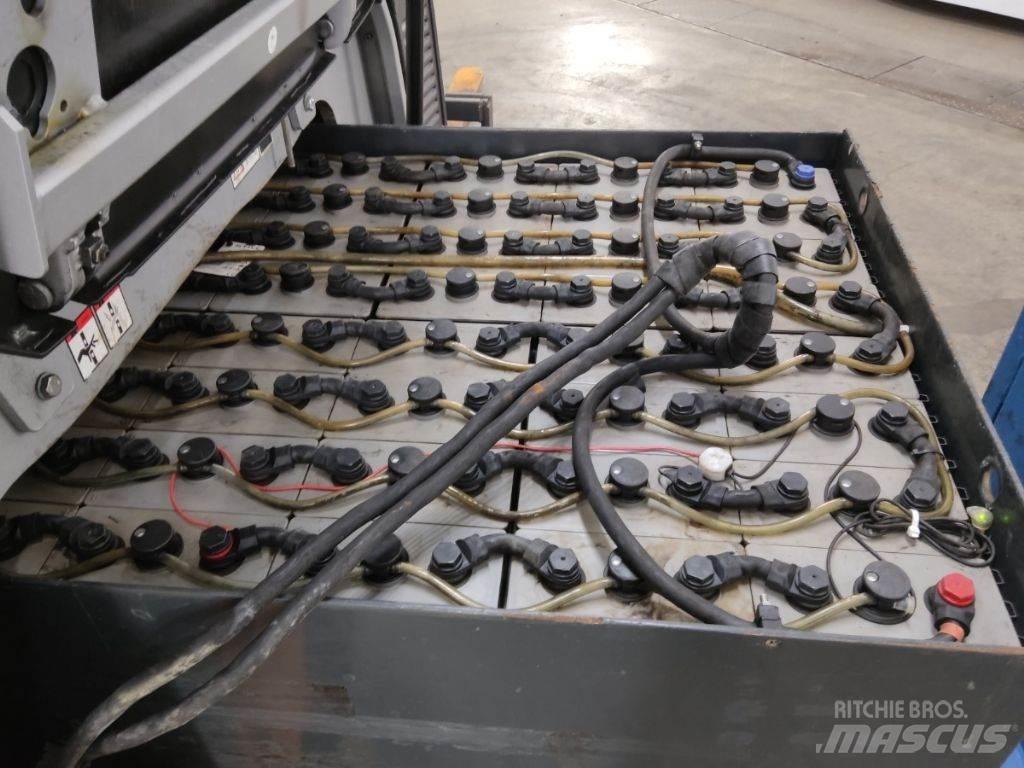 Still RX60-35 Elektriniai šakiniai krautuvai