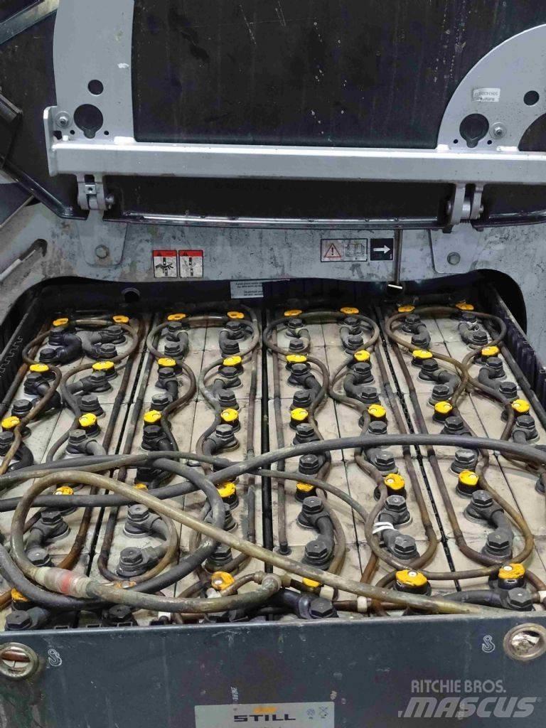 Still RX60-35 Elektriniai šakiniai krautuvai