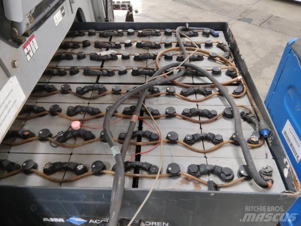 Still RX60-40 Elektriniai šakiniai krautuvai