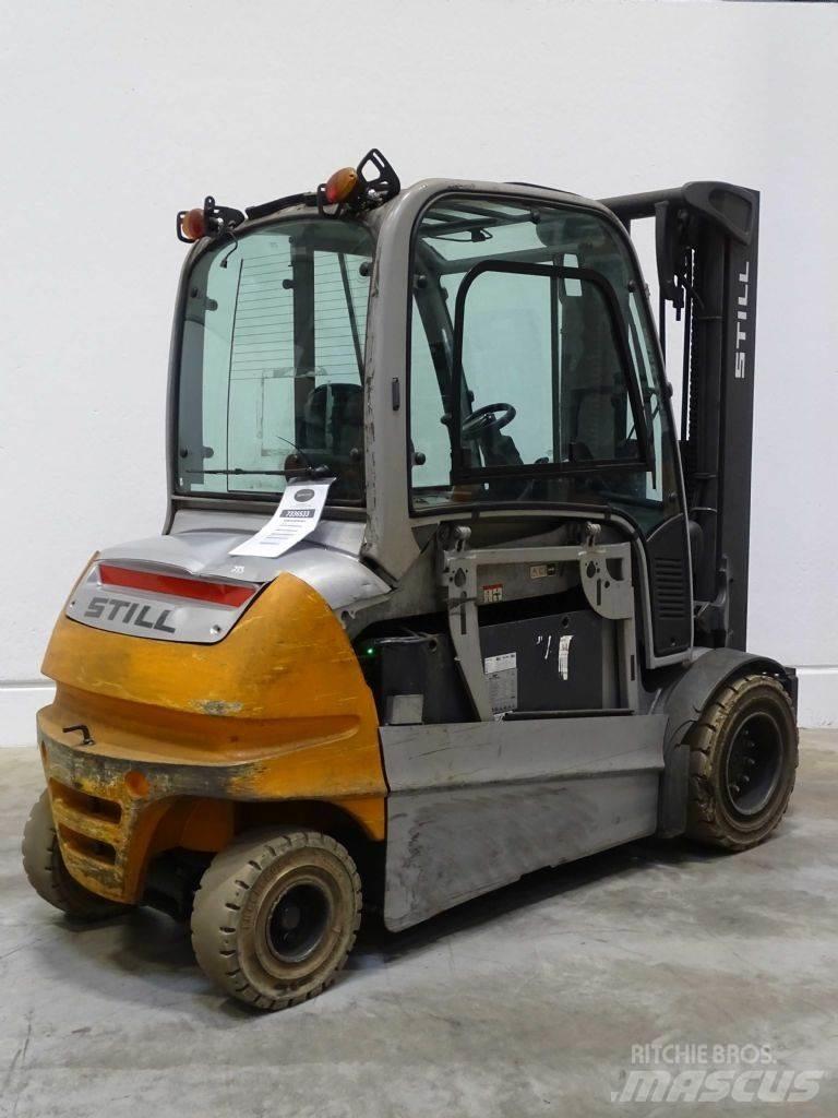 Still RX60-45 Elektriniai šakiniai krautuvai