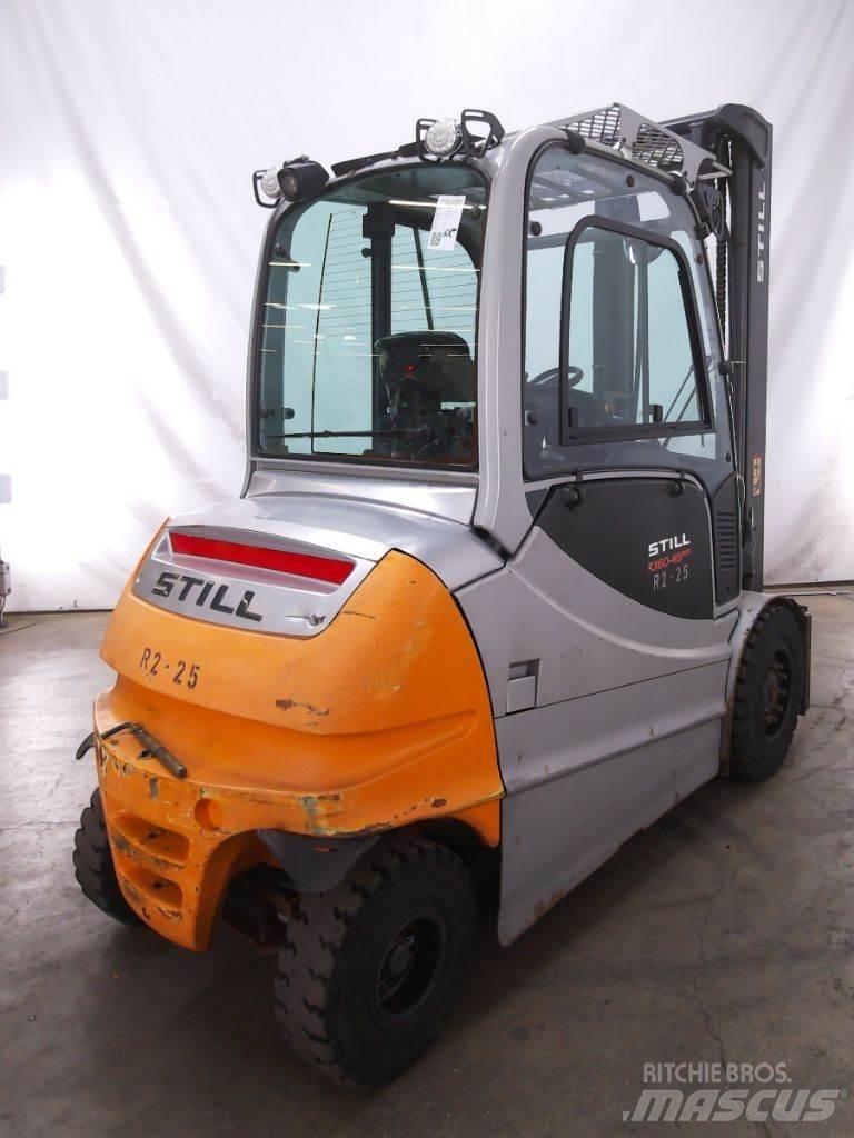 Still RX60-45/600 Elektriniai šakiniai krautuvai