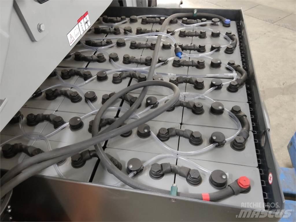 Still RX60-50 Elektriniai šakiniai krautuvai