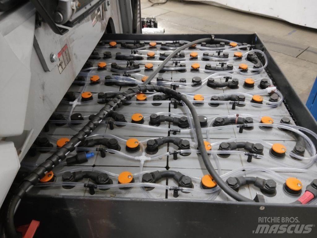 Still RX60-50 Elektriniai šakiniai krautuvai