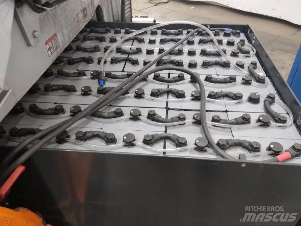 Still RX60-50 Elektriniai šakiniai krautuvai