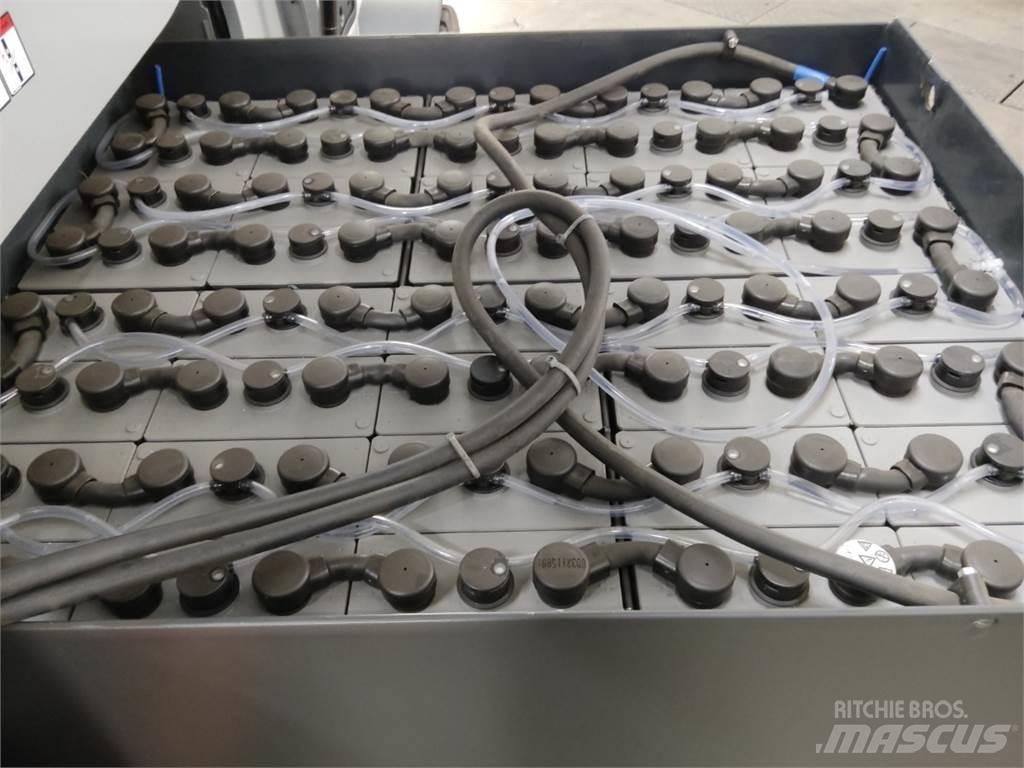Still RX60-50 Elektriniai šakiniai krautuvai