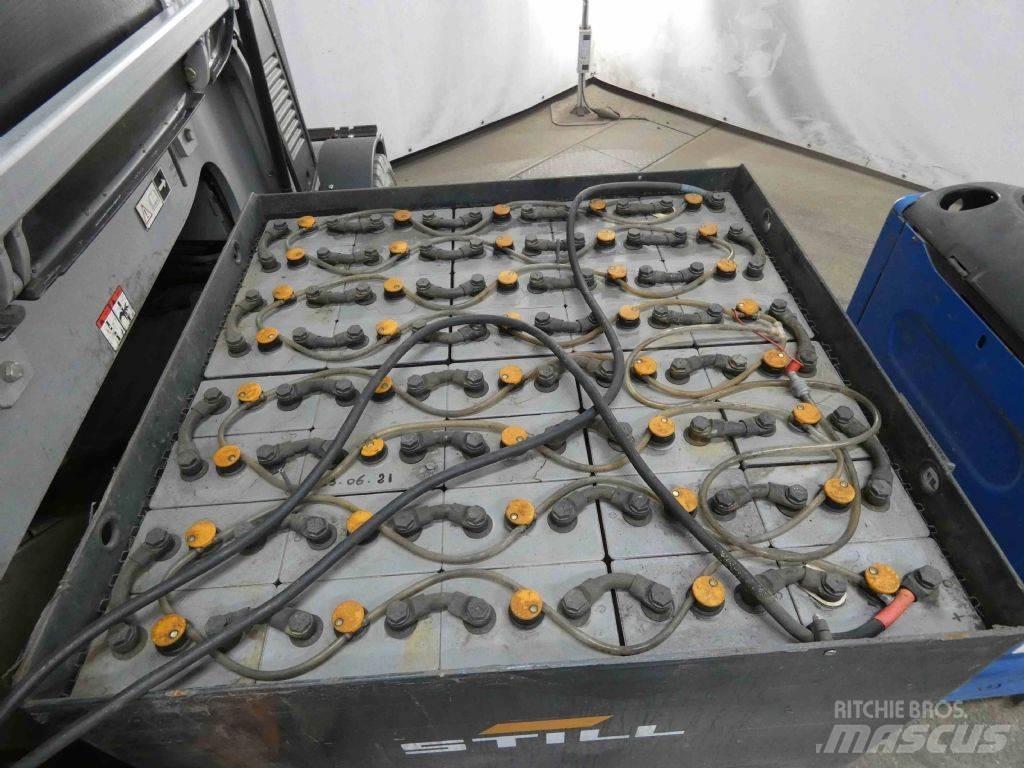 Still RX60-50 Elektriniai šakiniai krautuvai