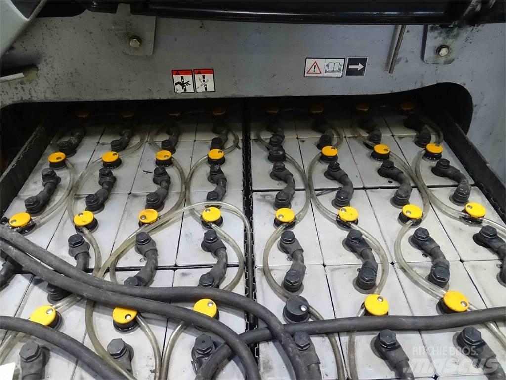 Still RX60-50 Elektriniai šakiniai krautuvai
