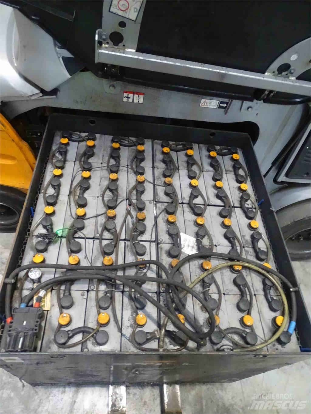 Still RX60-50 Elektriniai šakiniai krautuvai