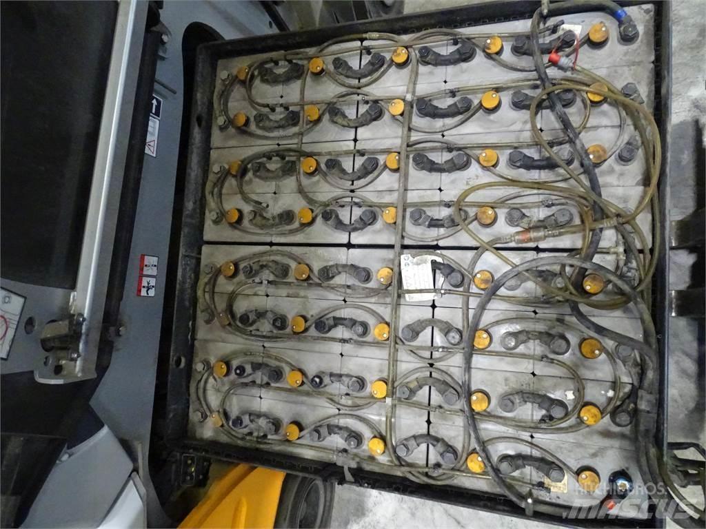 Still RX60-50 Elektriniai šakiniai krautuvai