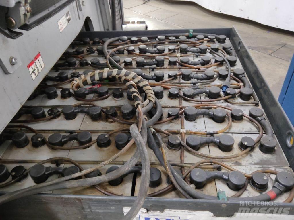 Still RX60-50/600 Elektriniai šakiniai krautuvai