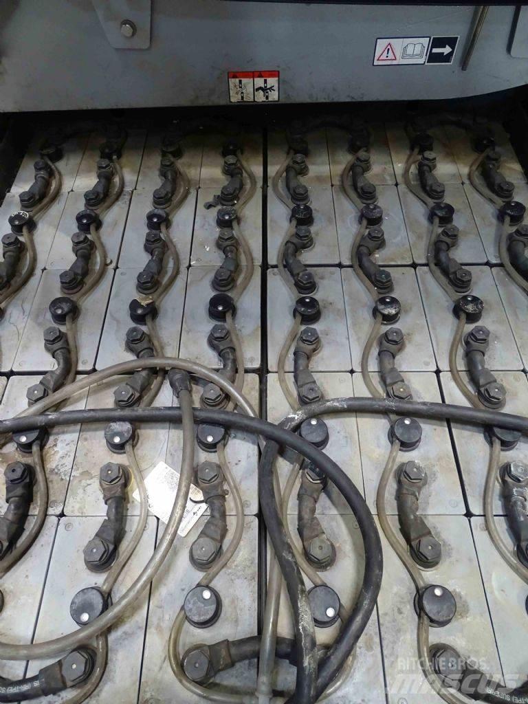 Still RX60-50/600 Elektriniai šakiniai krautuvai