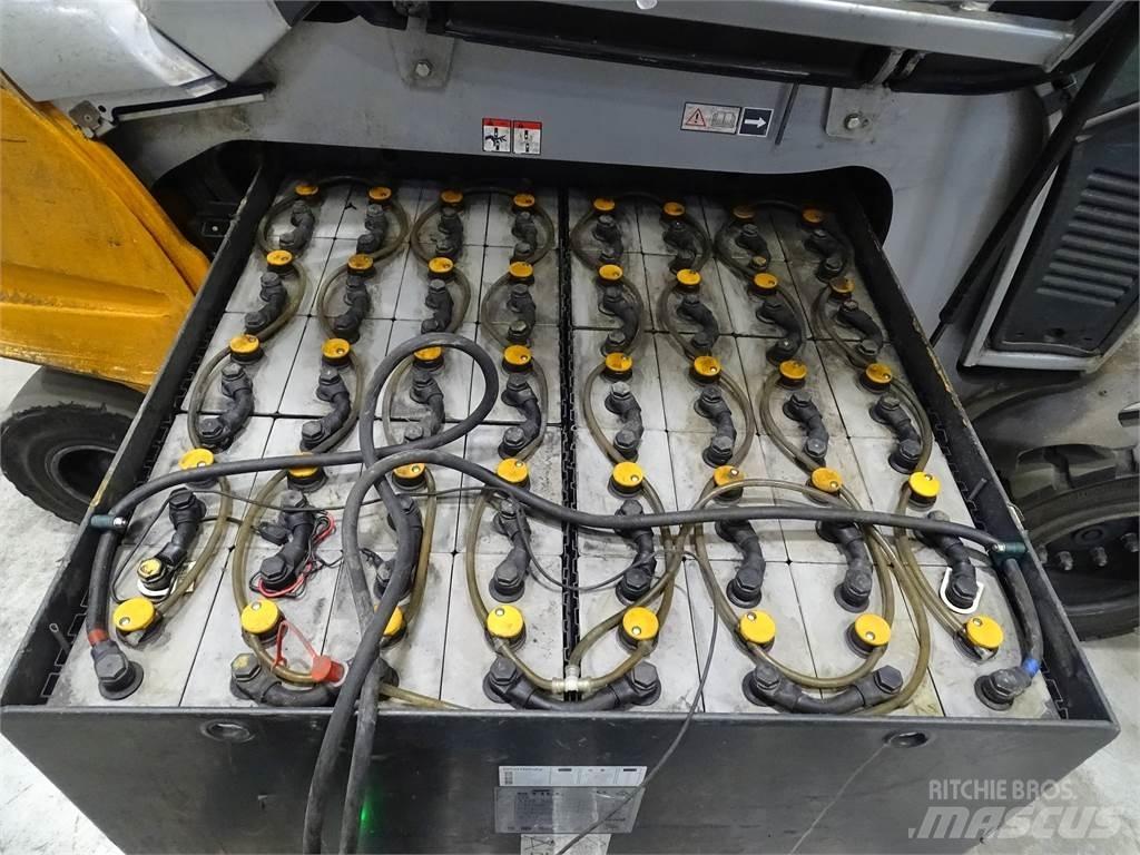 Still RX60-50/600 Elektriniai šakiniai krautuvai