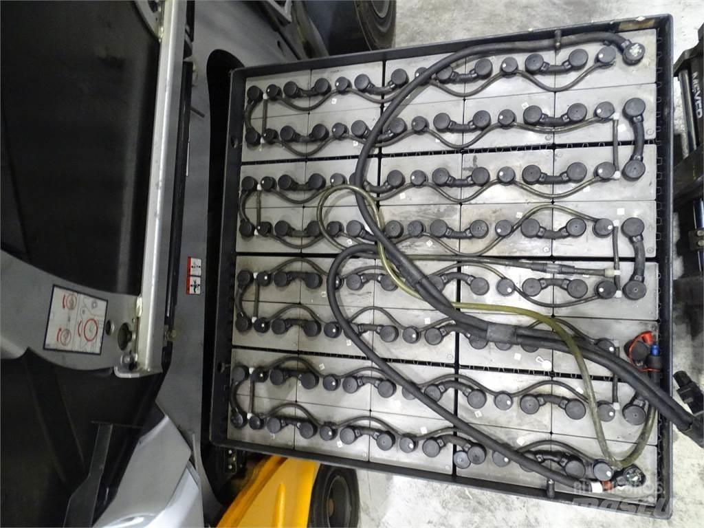 Still RX60-50/600 Elektriniai šakiniai krautuvai
