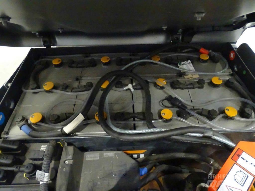 Still RXE13 Elektriniai šakiniai krautuvai