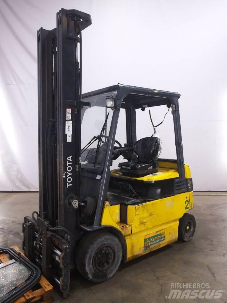 Toyota 7FBMF25 Elektriniai šakiniai krautuvai