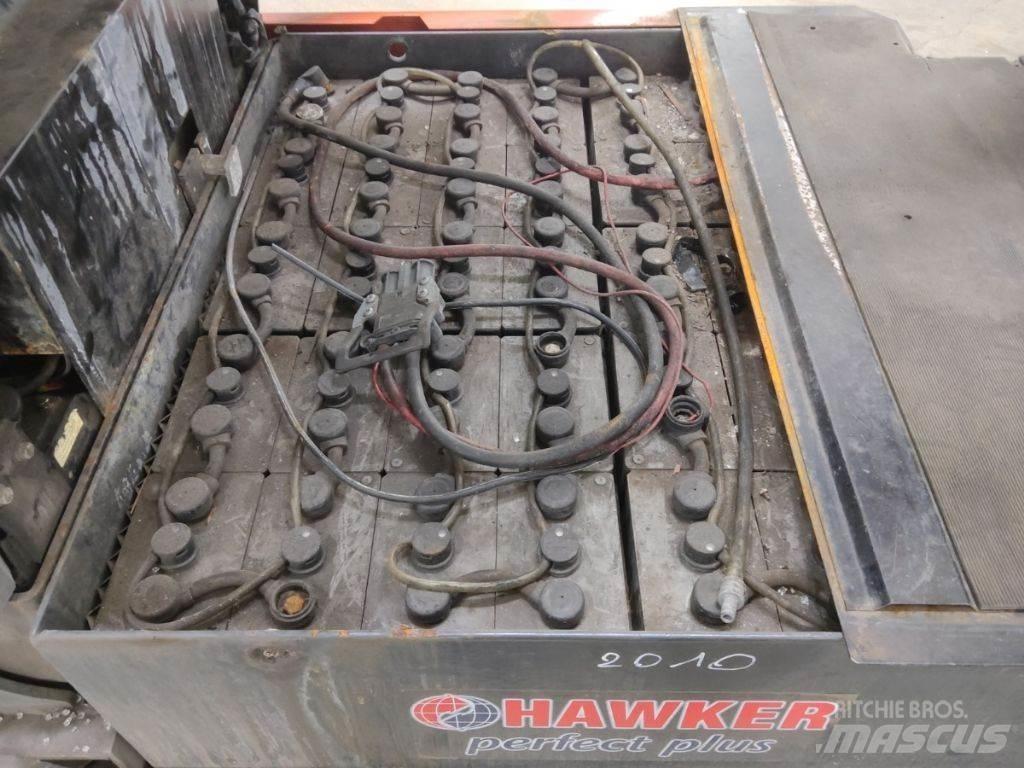 Toyota 7FBMF30 Elektriniai šakiniai krautuvai
