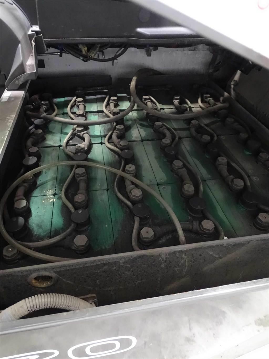  Weitere AG2N1L20Q Elektriniai šakiniai krautuvai