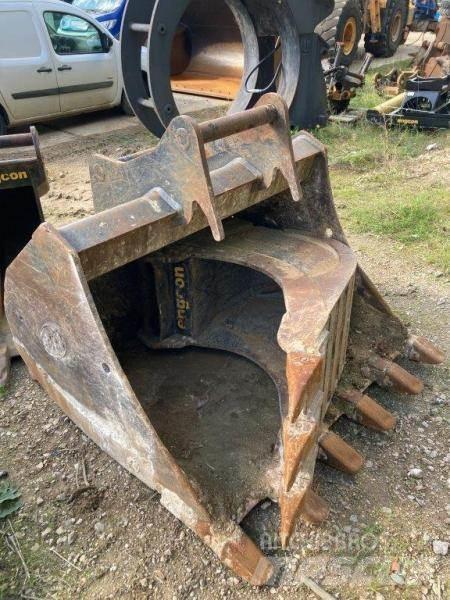 JCB 245XR Vikšriniai ekskavatoriai