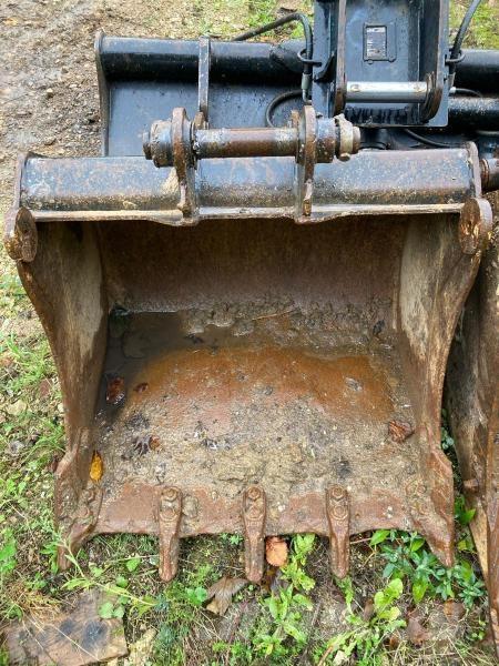 JCB 85Z-2 Vikšriniai ekskavatoriai