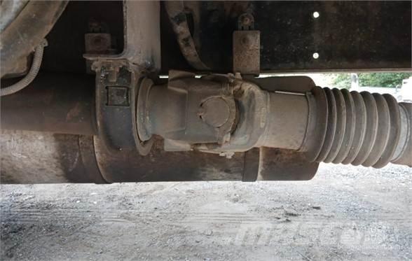 Ford F650 Savivarčių priekabų vilkikai