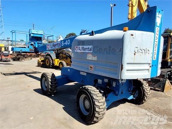 Genie S40 Teleskopiniai keltuvai